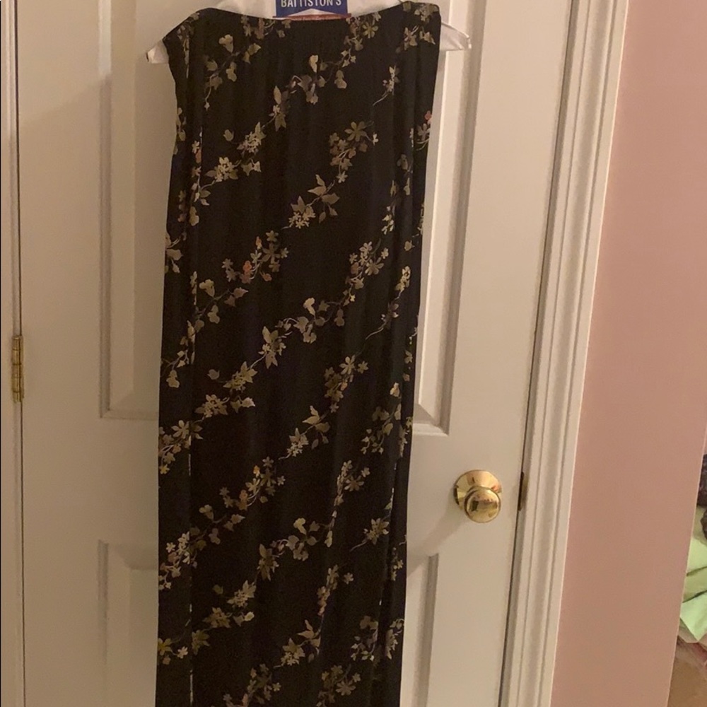 Max studio printed skirt